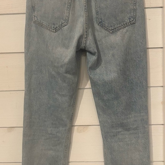 Agolde Riley High Rise Straight cropped .
Distressed Blue Jeans in size 24 W - Picture 5 of 10